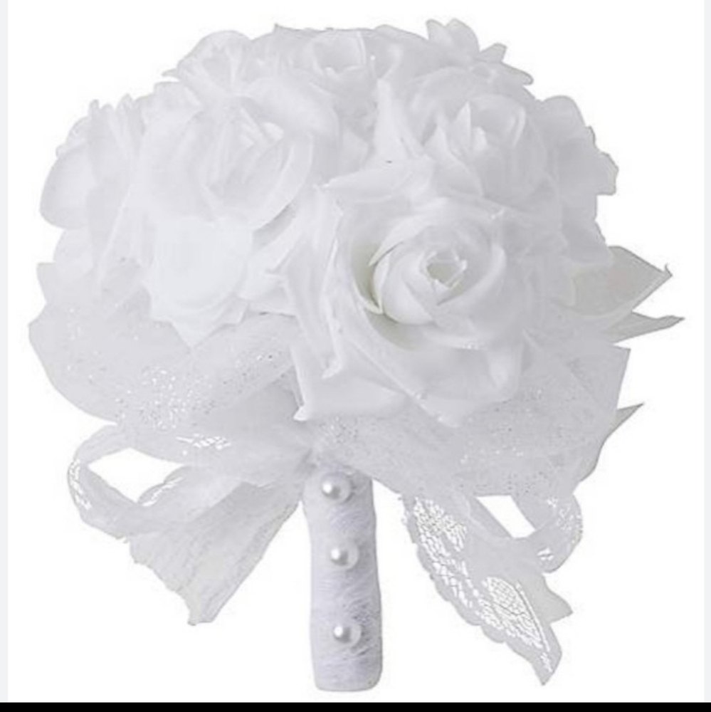 New Spirit Halloween white rose Bouquet